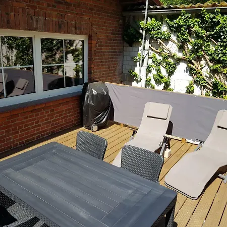 Grosse, Helle Mit 2 Balkonen Auf Dem Kastanienhof In Der Lueneburger Heide *