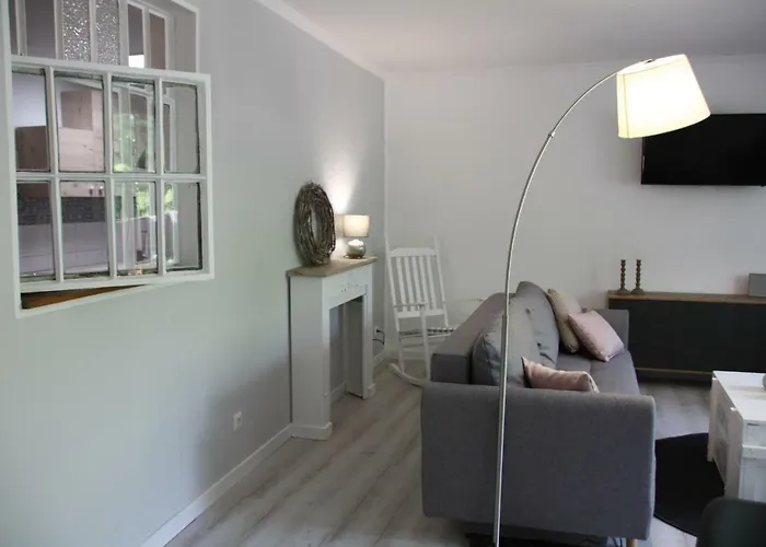 Grosse, Helle Mit 2 Balkonen Auf Dem Kastanienhof In Der Lueneburger Heide Oetzen